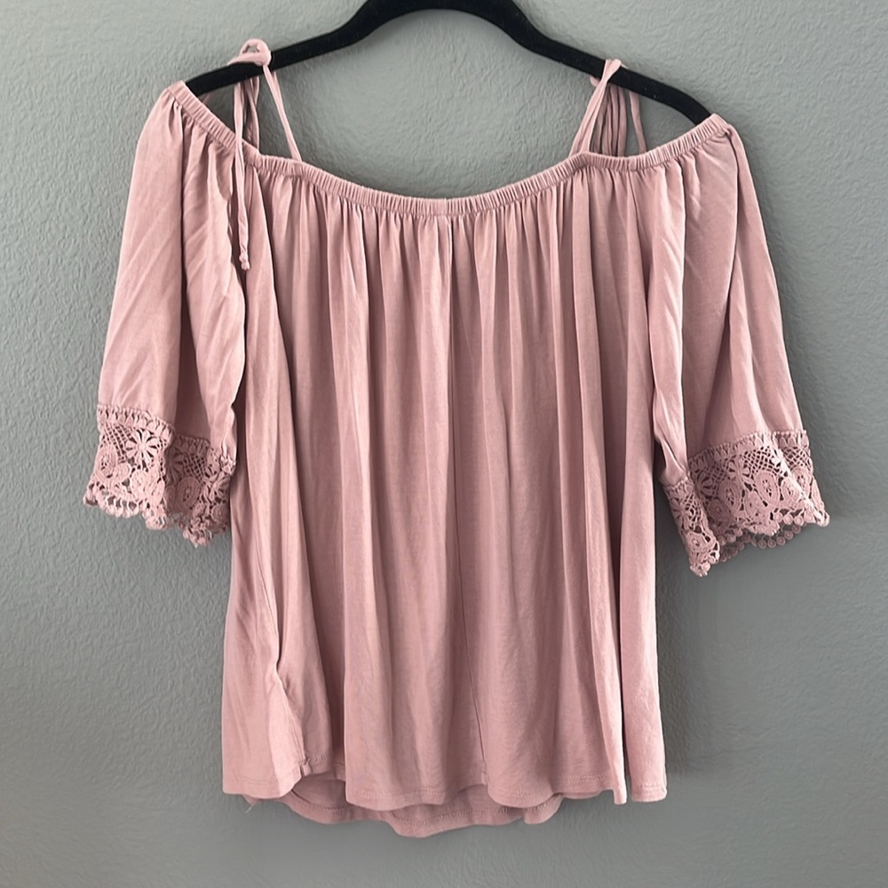 Melrose & Market dusty pink, off the shoulder top, women’s S, pretty lac… - Picture 6 of 6